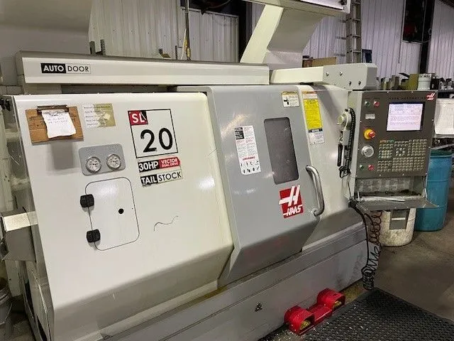 Used 2006 HAAS SL-20TAPL CNC Lathes Illinois US | 520 Machinery Sales LLC #2661