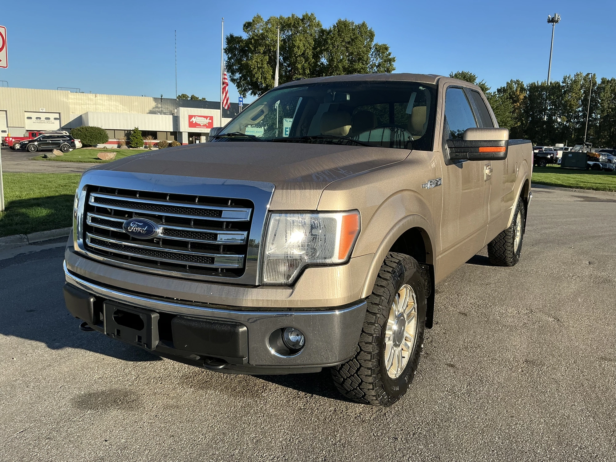Used 2014 FORD LGT CONVTN Conventional trucks Michigan US | Miedema Asset Management Group #1437514