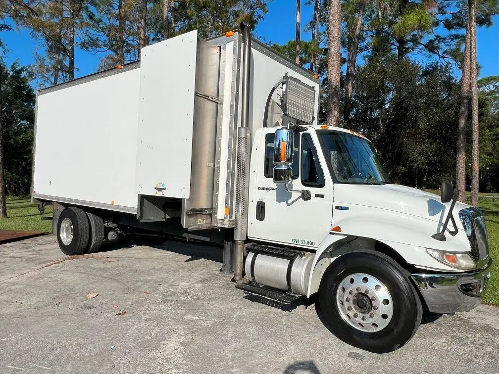 2012 International 4300 Shred Truck