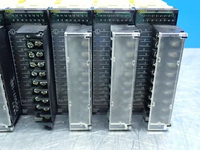 USED OMRON CJ1WOD211