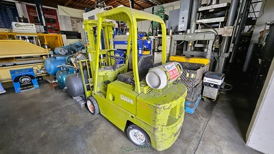 Used CLARK C500-40 Misc Forklifts California US | Sterling Machinery Exchange #1466154