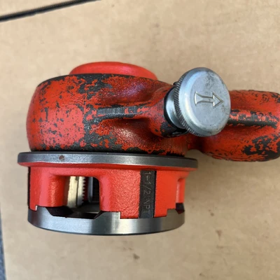 Used RIDGID RIDGID 700 Misc Industrial Equipment California US | Davliegogo LLC #1709976
