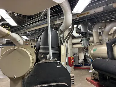USED TRANE CVHF770