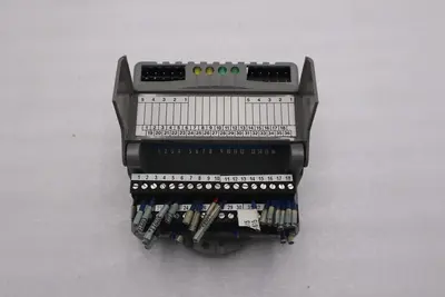 GIDDINGS & LEWIS M.1300.7372 R1 Input Module 24VDC SINK/SOURCE STOCK 627-D