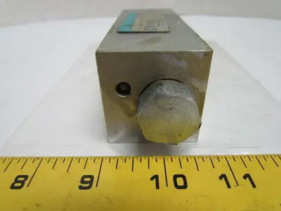 Dynex S8642-D03-A-V-21 Sandwich Control Valve Aluminum Body D03 CETOP 3