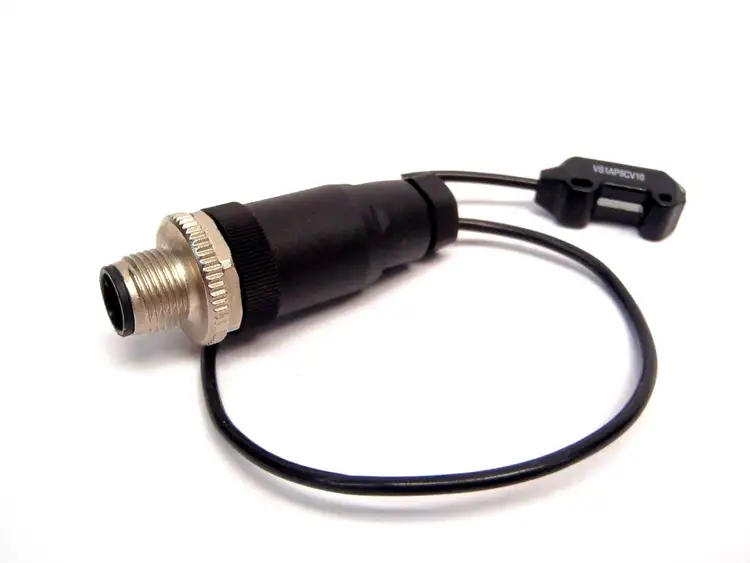 Used Banner Engineering Photoelectric Sensor 1' Cable 10-30VDC w/ M12 Conn Photoelectric Sensors Michigan US | Maverick Industrial Sales #1396906