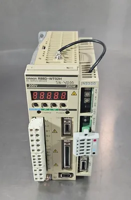 Omron R88D-WT02H Servo Diver w/JUSP-NS300 Module Loc 1D-2