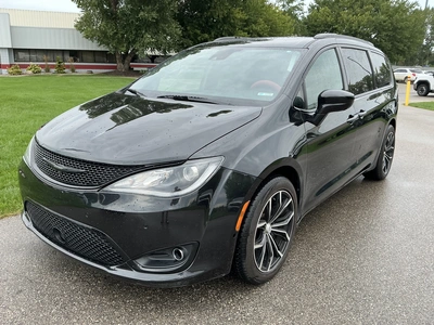 Used 2019 CHRYSLER PACIFICA Vans Michigan US | Miedema Asset Management Group #1402791