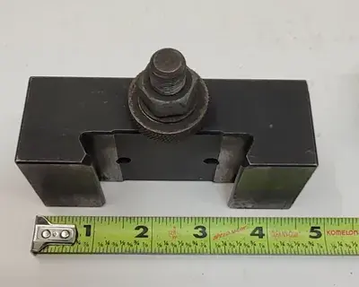 USED ALORIS TOOL POST HOLDER