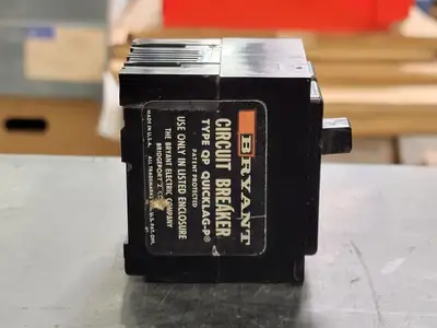 USED BRYANT QP220
