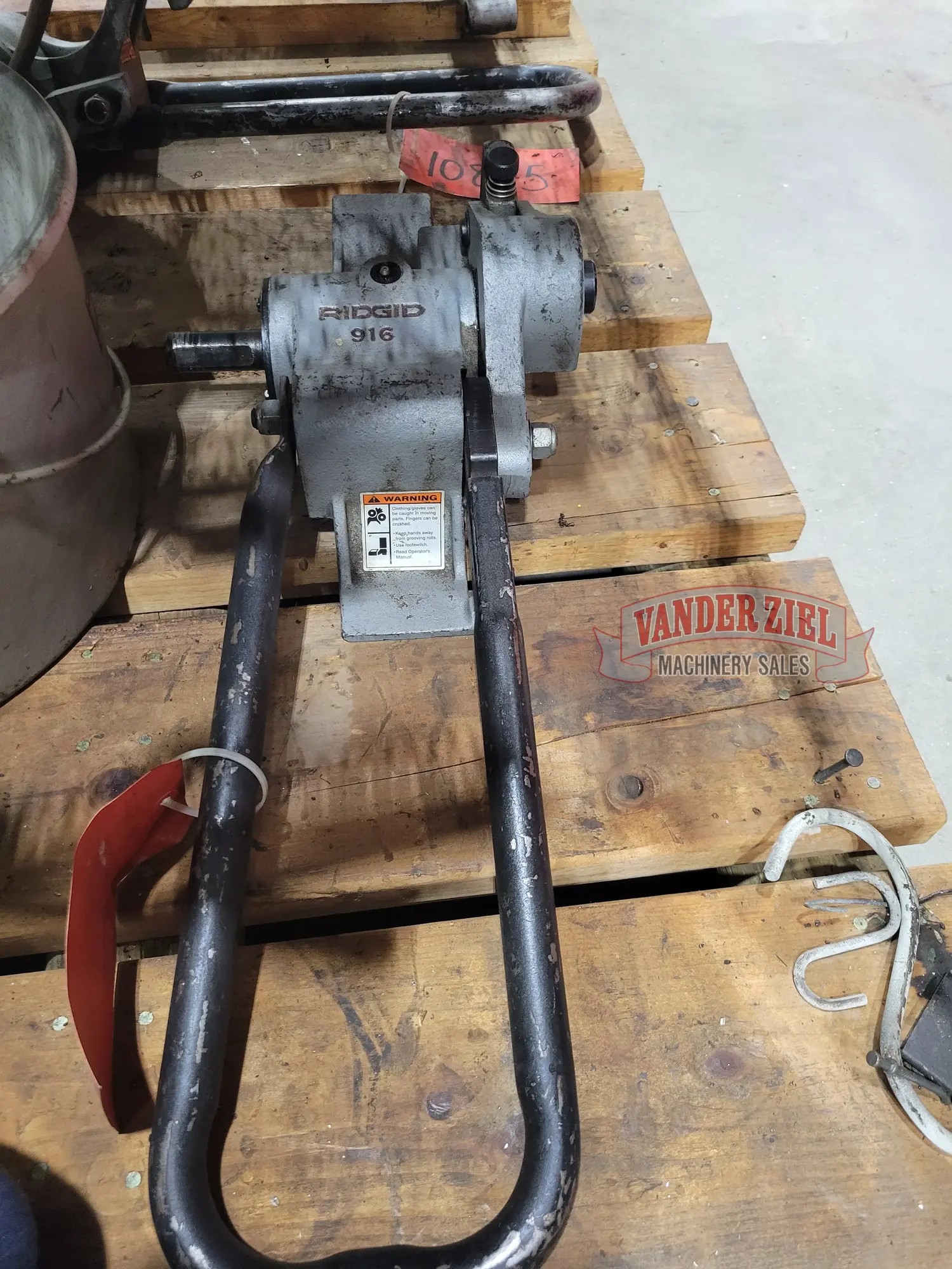 Used RIDGID 916 POWER DRIVEN ROLL GROOVER Pipe Threaders Michigan US | Vander Ziel Machinery Sales #482783
