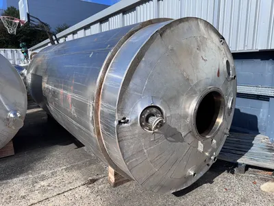 _UNKNOWN_ -UNKNOWN- Stainless Steel Tanks | Perry Equipment (1)