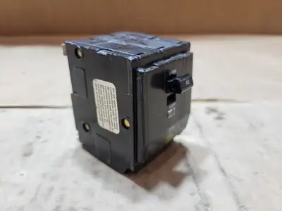 Used SQUARE D QO340 Switchgears British Columbia CA | Lenmark #1438365