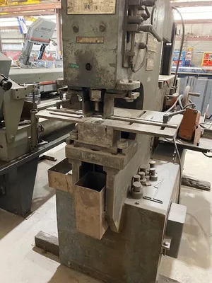 Scotchman 90 Ton Hydraulic Ironworker