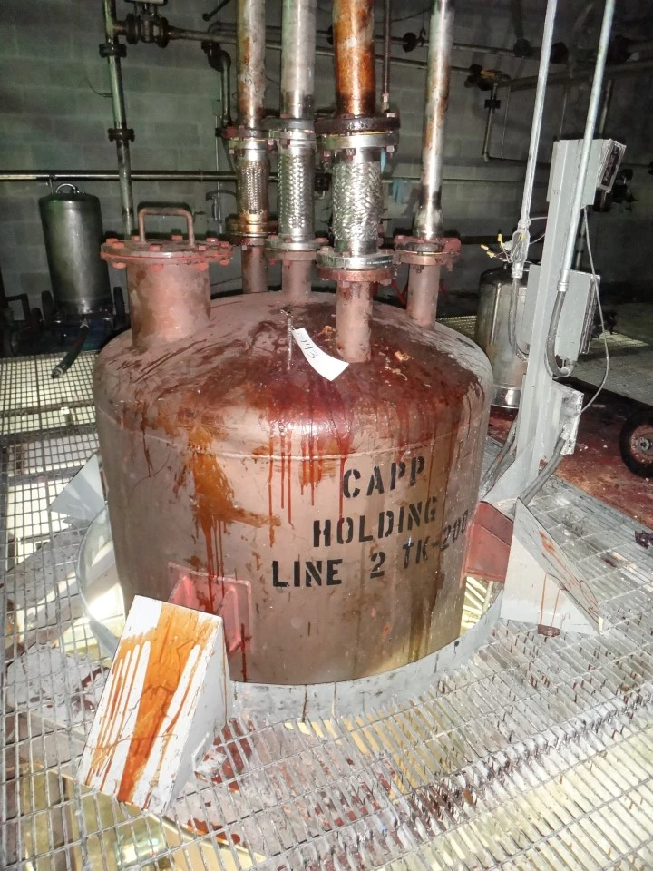 664 Gallon Rubber Lined 304 Stainless Vertical Tank with Load Ce