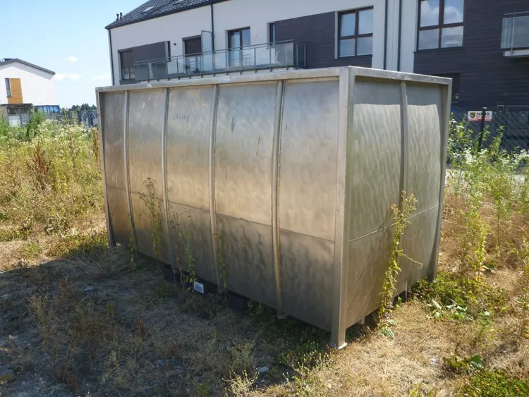 Used _UNKNOWN_ 6500 L Stainless Steel Tanks PL | Perry Equipment #121753