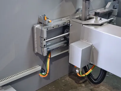 PIONEER Forge 15010 Press Brakes | Pioneer Machine Sales Inc. (7)