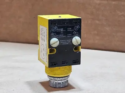 Used BANNER SMA912LVQD Misc Electrical & Power Parts British Columbia CA | Lenmark #1439873