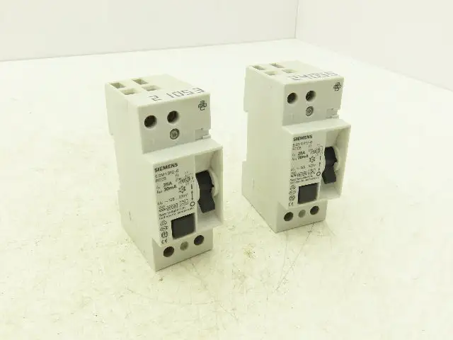 Siemens 5SM1312-6 Residual Current Circuit Breaker RCCB FI 25A 125-230V Lot of 2