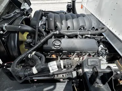 Used 2023 ISUZU NPR HD Box trucks Florida US | Truck and Van Outlet #1509136