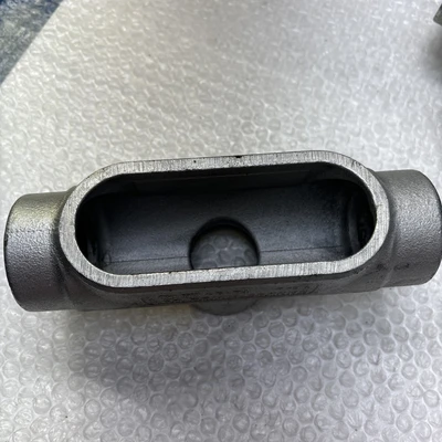 NEW CROUSE-HINDS 1 1/2 TB-57  1 1/2 T 57