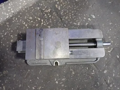 USED KURT MFG CO D675