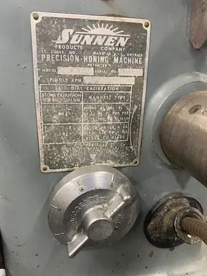 2551-700 Sunnen Manual Horizontal Honing Machine, Model #MBB 1290D