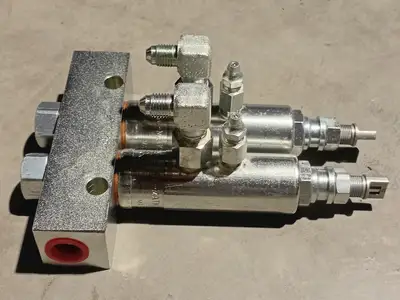 NEW HITACHI 4446879