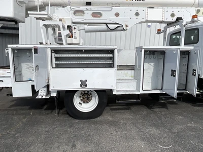 Used 2019 INTERNATIONAL 4300 Bucket (boom) trucks California US | Big Truck & Equipment #1412325