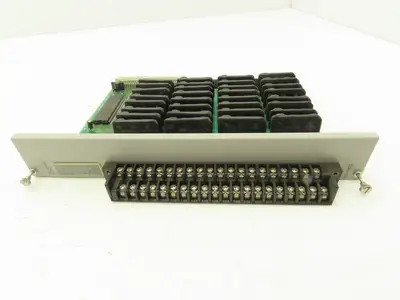 Siemens 505-4832 Digital Output Module PLC Rack E-Stand 110/220 AC Output