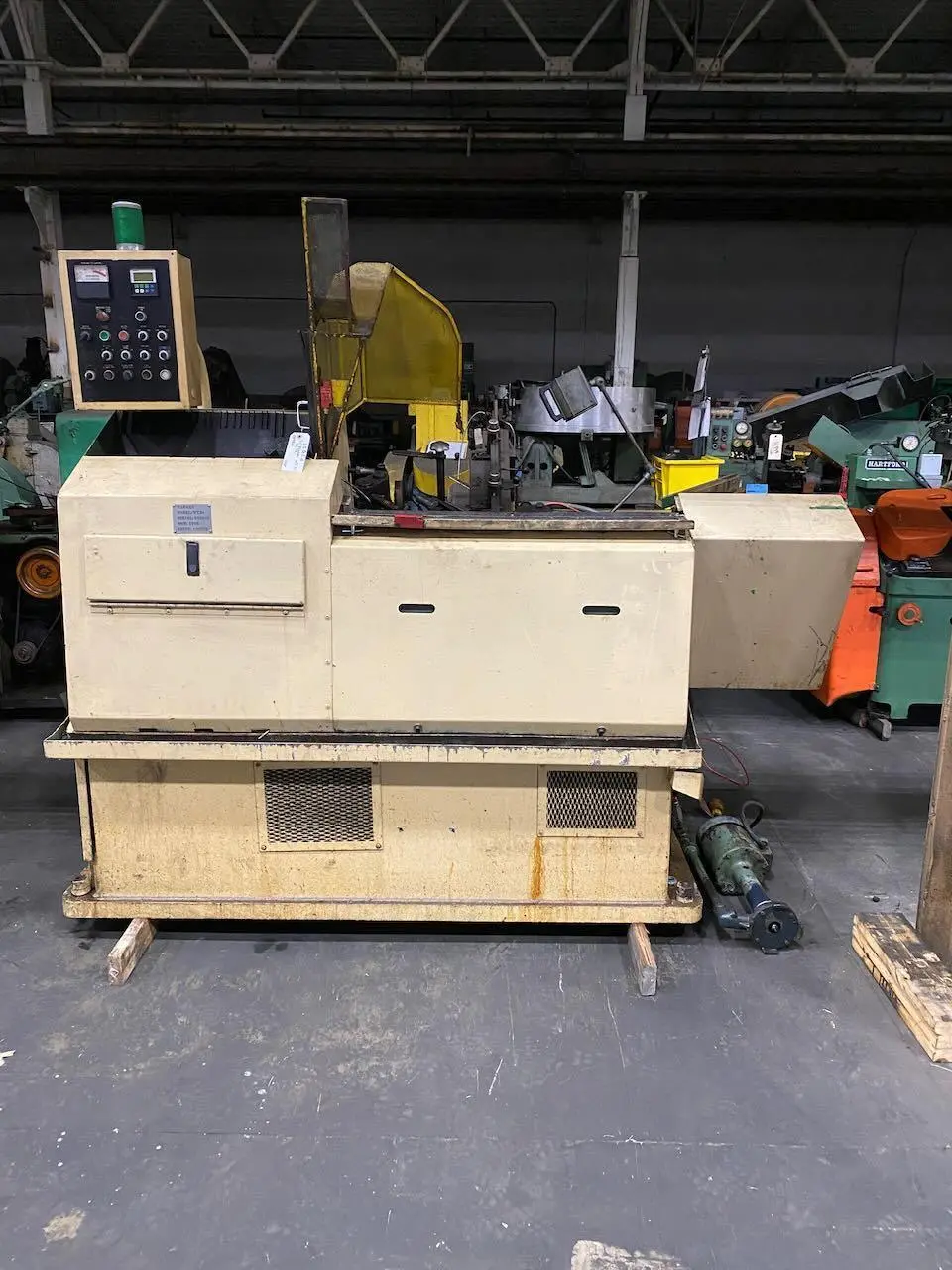 USED 1998 WARREN WT-30