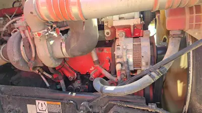 USED 2015 PETERBILT 579