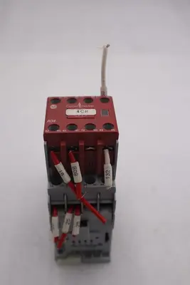 Allen-Bradley 700-CF310 SER A Used Safety Control Relay Contractor #K-754-A