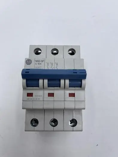 Used ALLEN-BRADLEY ALLEN-BRADLEY 1492-SPM3C100 SER D Fuses | ND Industrial Surplus #1215388