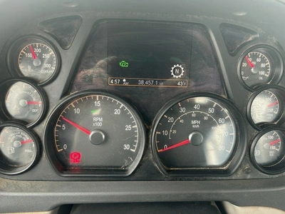 2018 PETERBILT 567 Commercial trucks | Iron Listing (21)