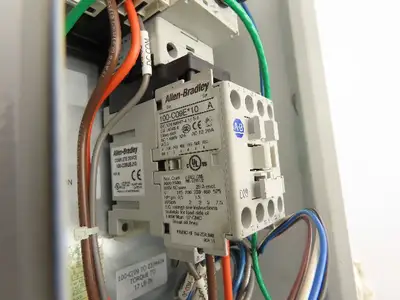 Dematic Manual Motor Circuit Breaker Contactor Disconnect Box 480V 140M-C2E-B63