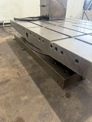30" X 40" DEVLIEG AIR LIFT ROTARY TABLE. STOCK # 0221026