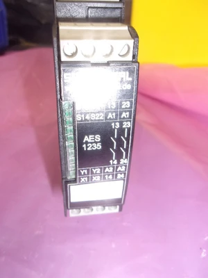 USED SCHMERSAL AES1235