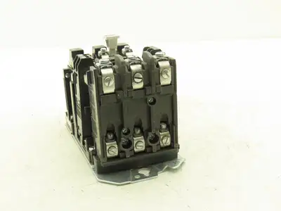 Allen Bradley 500F-AOD930 Motor Starter Contactor 5HP 600VAC 3Ph Lot of 3