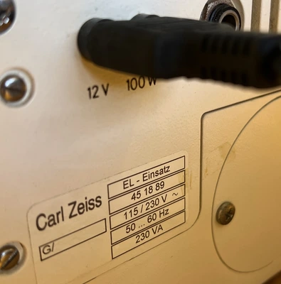 Item# L183 Zeiss AxioPlan Upright Materials Microscope