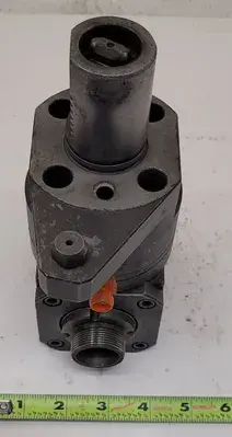 USED MAZAK RIGHT ANGLE TOOL HOLDER