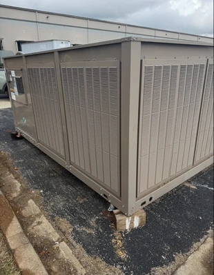 YORK YCAL0052EE46XEBSDTXAXXR Chillers, Boilers, and HVAC | ESS Industrial Equipment Sales (2)