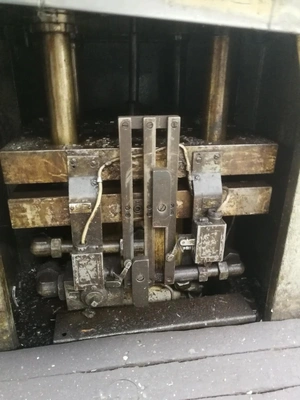 ZEULENRODA Hydraulic Press, 2× available