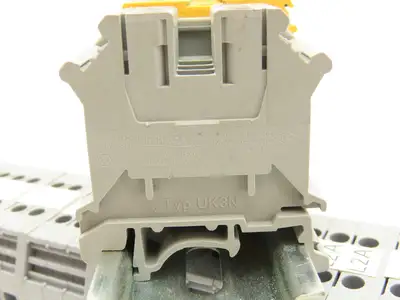 Entrelec Terminal Block DIN Rail Lot of 140