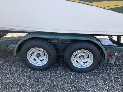 USED 1999 CROWNLINE TBD