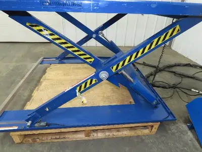 Vestil EHU-2 U-Shape Electric Scissor Lift Table 2000LB 56x53" 115V 1Ph 30" H