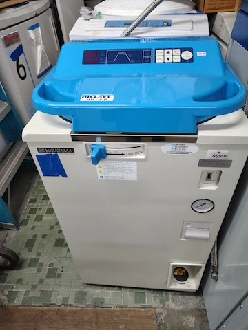 Used HIRAYAMA _UNKNOWN_ Autoclaves, Reactors & Kettles California US | Biotech Equipment Sales #1486878