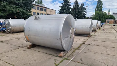 Hoeksma & Velt 6,000 Litre Stainless Steel Tanks | Perry Equipment (6)