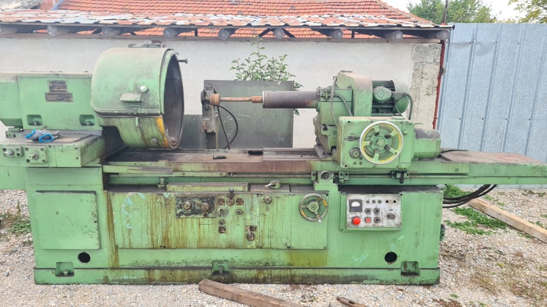VORONEZH High Accuracy Internal Cylindrical Grinder, in working order