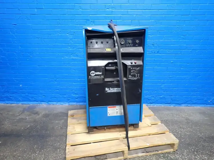 Used MILLER SYNCROWAVE 351 Tig Welders Ohio US | HGR 24 #915660